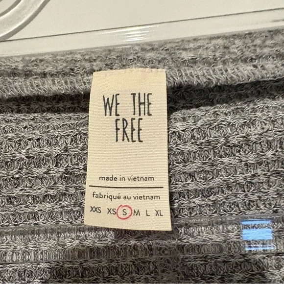 We The Free Crazy on you cropped thermal Cinch Sweater Bell Sleeves grey small - Picture 4 of 6